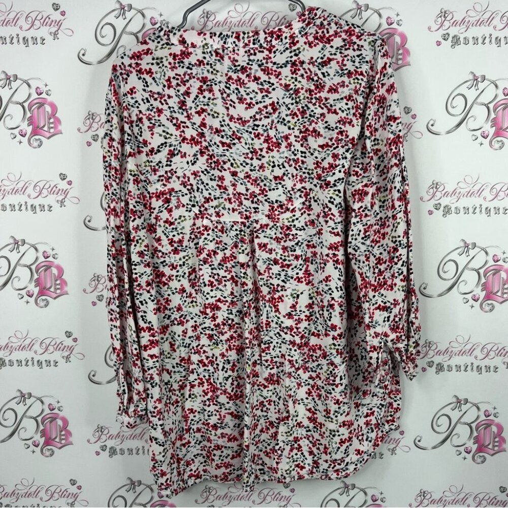 beachlunchlounge long sleeves button up flowers Red and White Floral Blouse - Picture 2 of 7